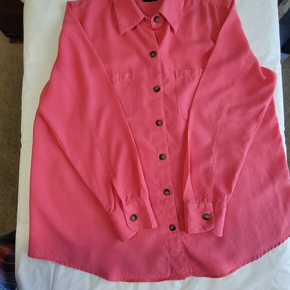 Bright Pink Long Sleeve Button Blouse Size L Monterey Bay - Picture 12 of 15
